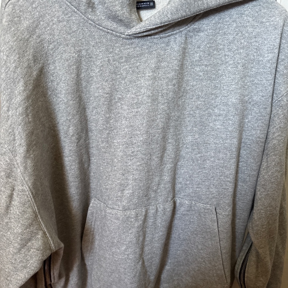 Zara gray sweatshirt/hoodie